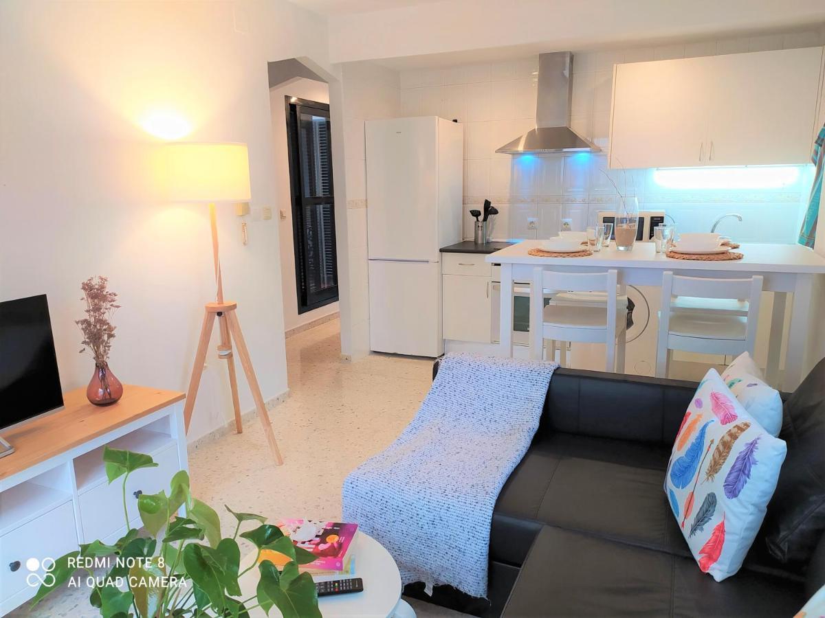 Atico Galileo Apartment La Linea de la Concepcion Luaran gambar